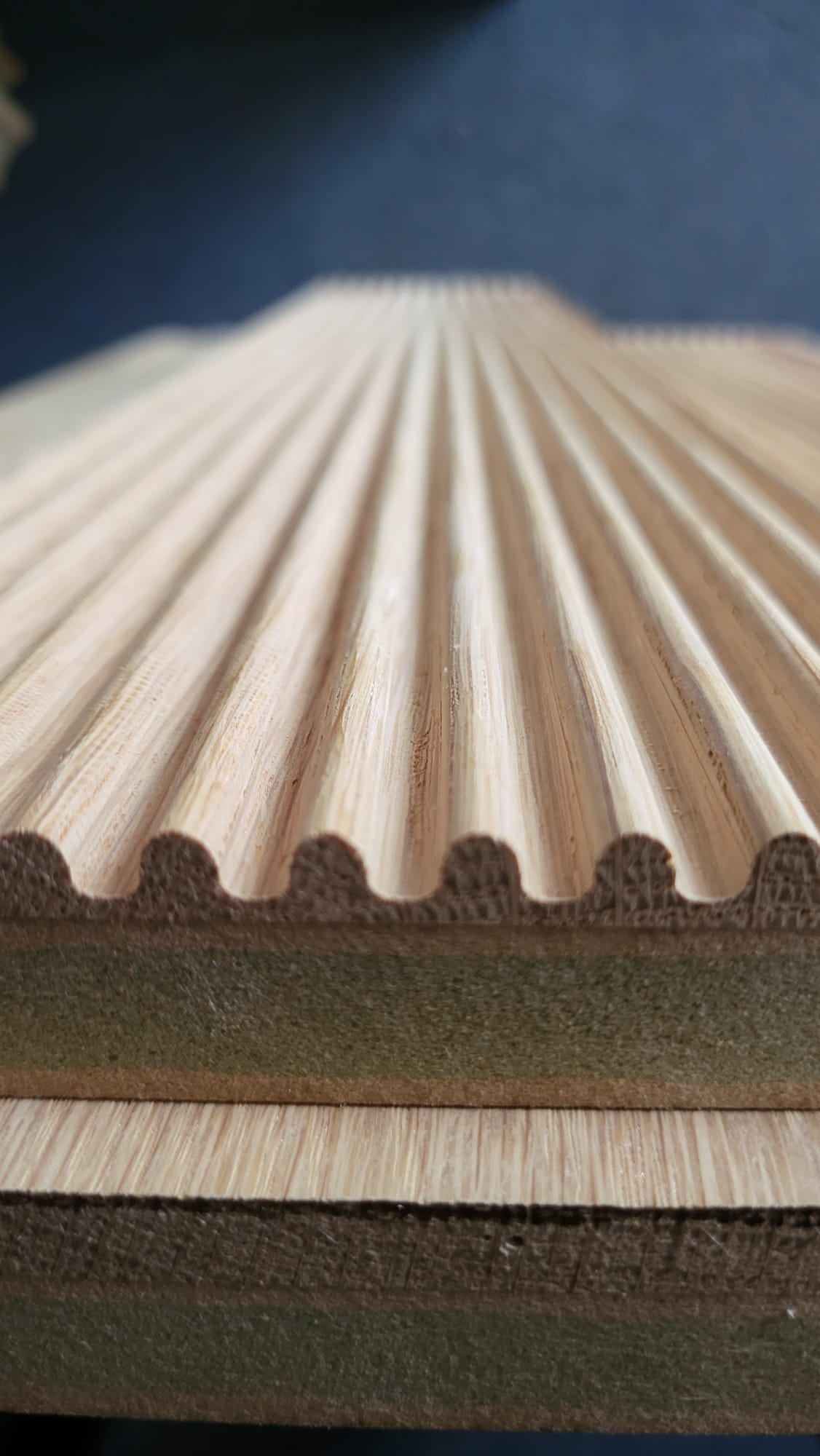 Crescendo Curves - Mini Ribbed Solid Wood Panels 5mm + Base panel Crescendo Curves - Mini Ribbed Solid Wood Panels 5mm + Base panel